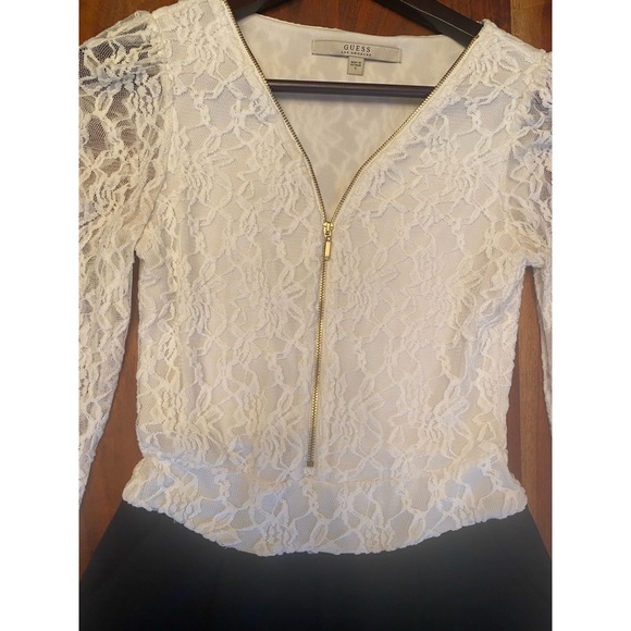 GUESS Silk Lined White Lace Romper. Size: Small - Picture 2 of 6